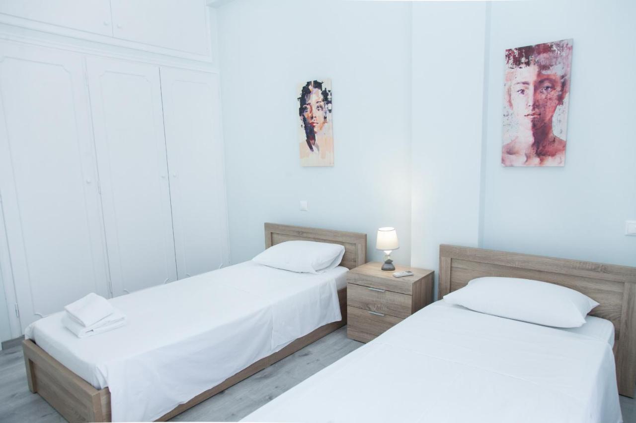 Sunny And Minimal Apt In Glyfada With 3 Bdrm Athens Luaran gambar