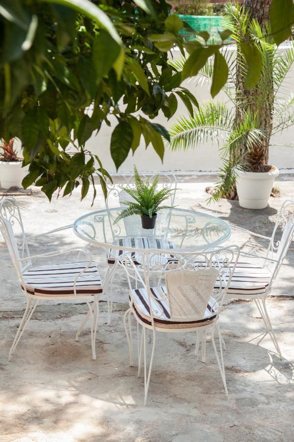 Sunny And Minimal Apt In Glyfada With 3 Bdrm Athens Luaran gambar